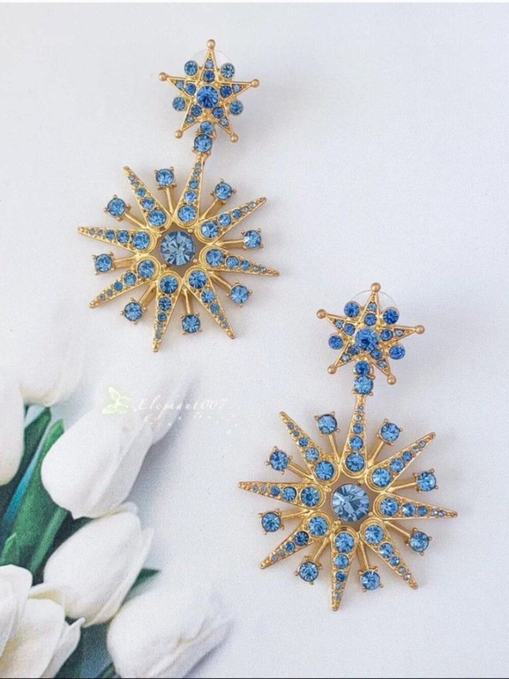 Oscar de la Renta Blue Crystal Starburst Drop Earrings Gold Tone Statement